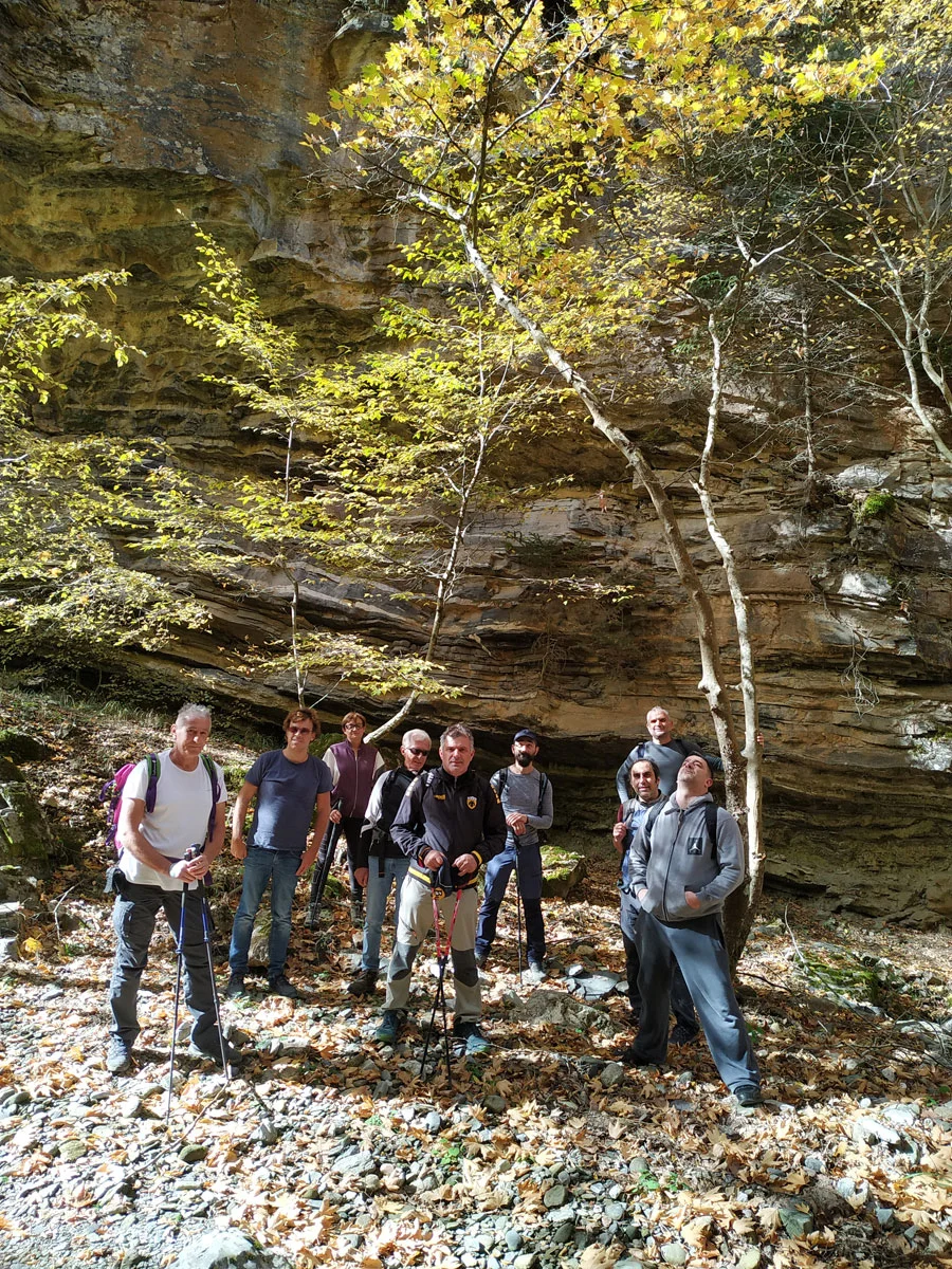 hikers posing for a photo on a hike tour